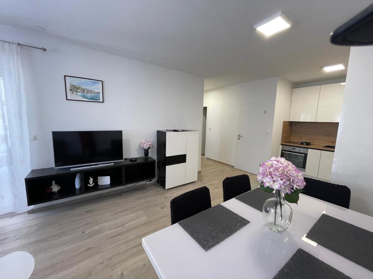 The Big Terrace Apartment マカルスカ エクステリア 写真